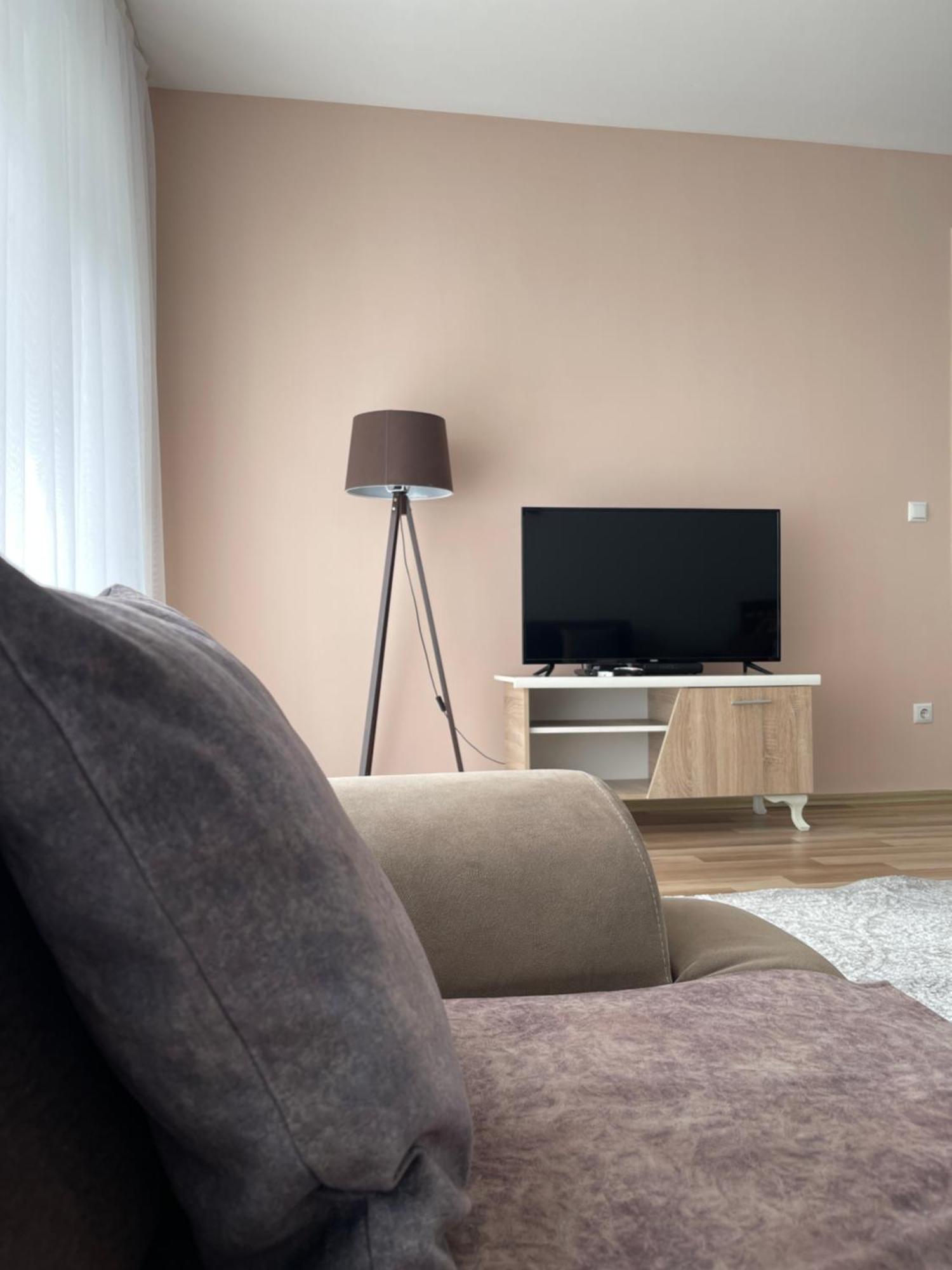 Entire Apartment - Near The Center Приштина Экстерьер фото